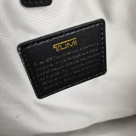 TUMI Voyageur Sidney Nylon Business Tote/Laptop bag - Picture 13 of 15